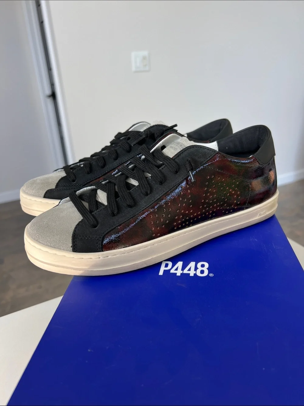 P448 john turtle tortoise shell design sneakers size 39